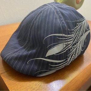 Goorin Bros. Women’s Flat Cap Size Small Blue & Grey Pinstriped with cool design